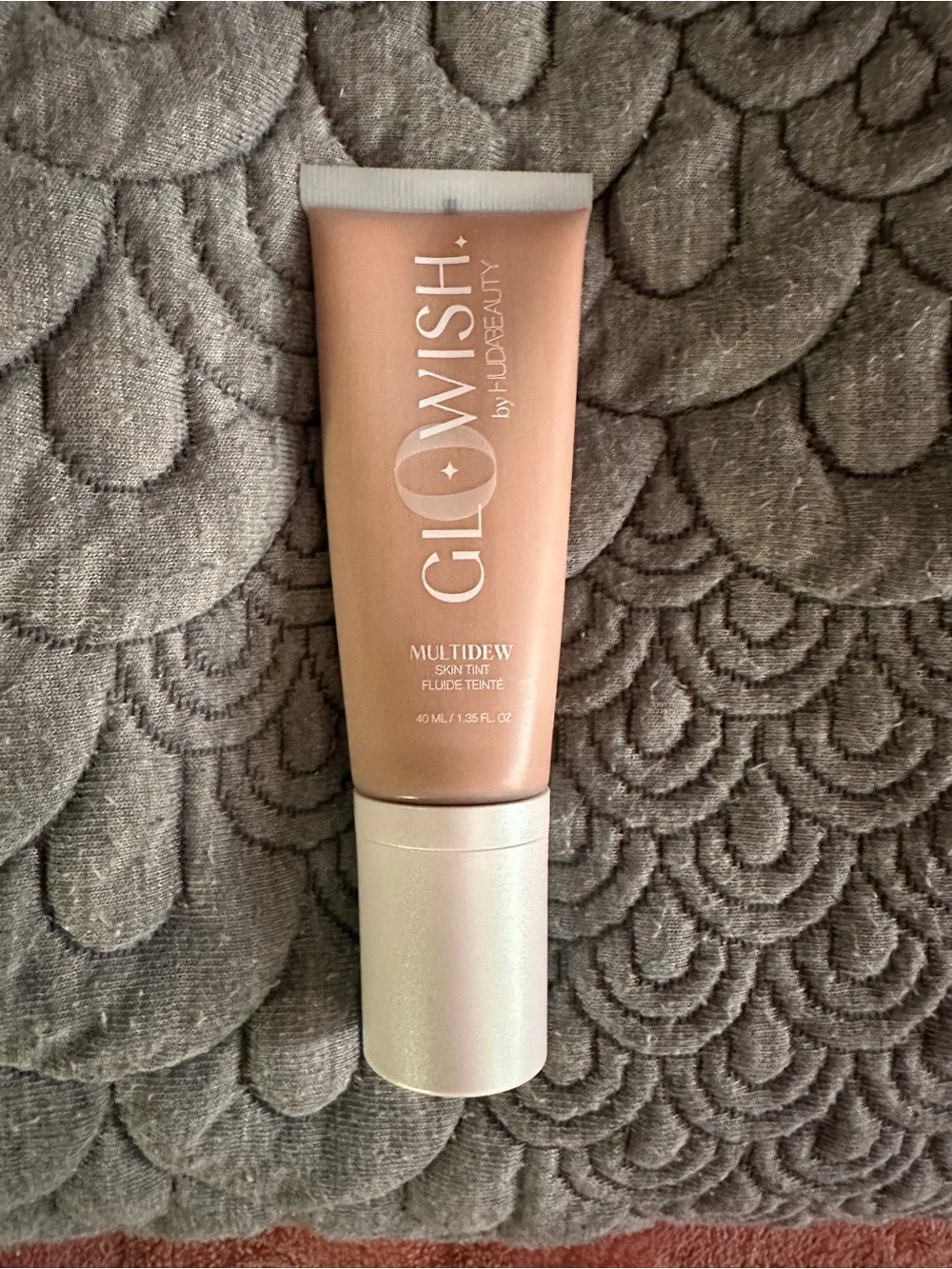 ✨ Huda Beauty GloWish MultiDew Skin Tint 04 Light Medium Vegan 1.35 🤍